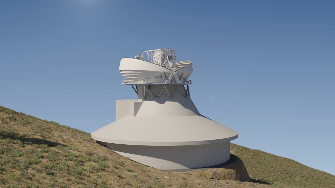 Visualisierung des European Solar Telescope am Standort auf La Palma: Das offene Teleskop steht auf einem massiven weißen Baukörper in einer kargen, grünen Berglandschaft unter blauem Himmel.